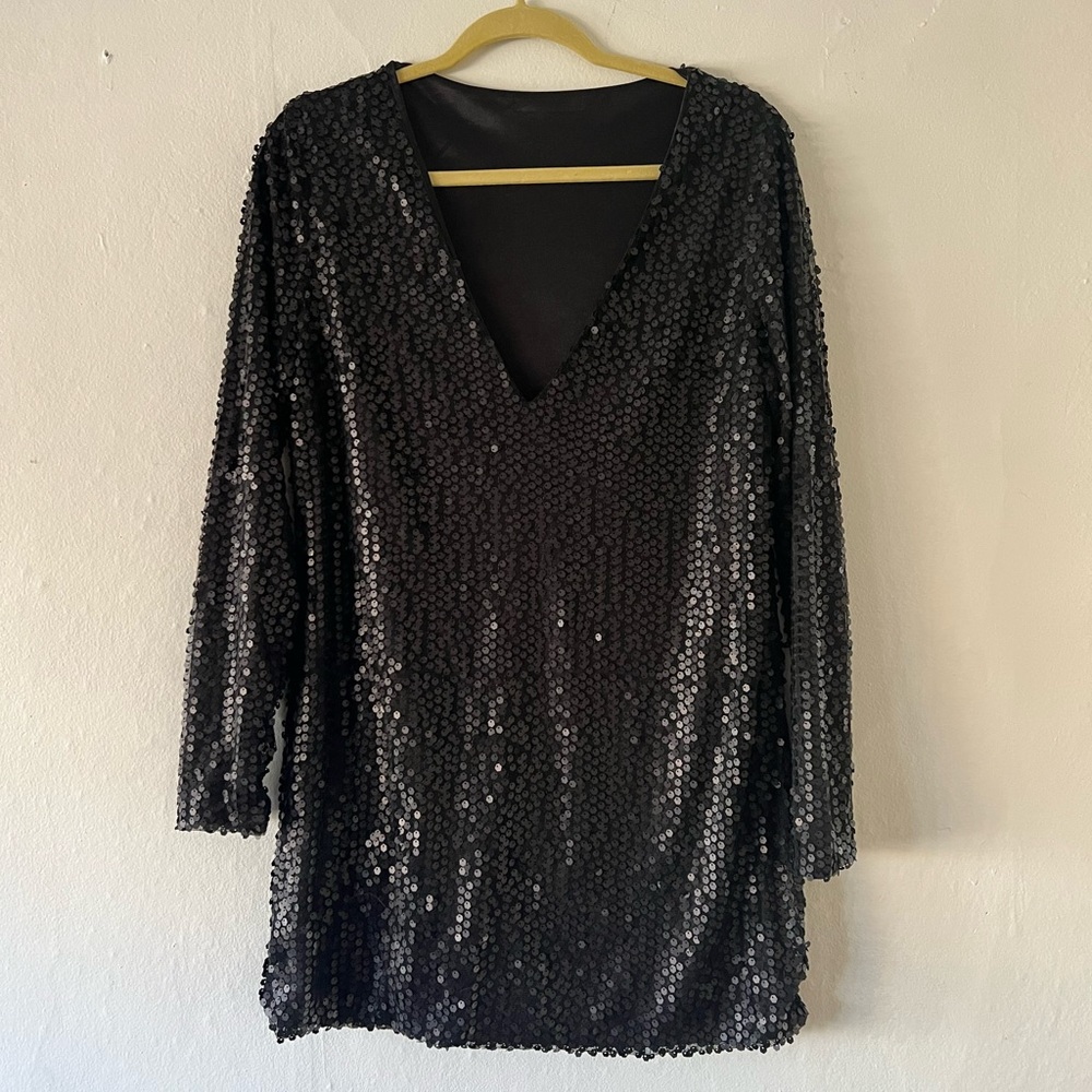 BB Dakota black sequin party dress